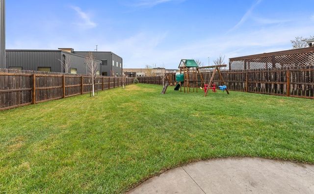 5103 44th Street S, Fargo, ND 58104