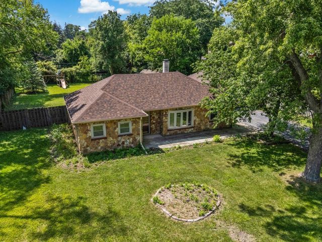 5706 Leitch Avenue, Countryside, IL 60525
