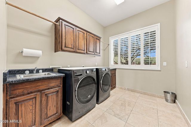 5742 E PERDIDO Drive, Cave Creek, AZ 85331