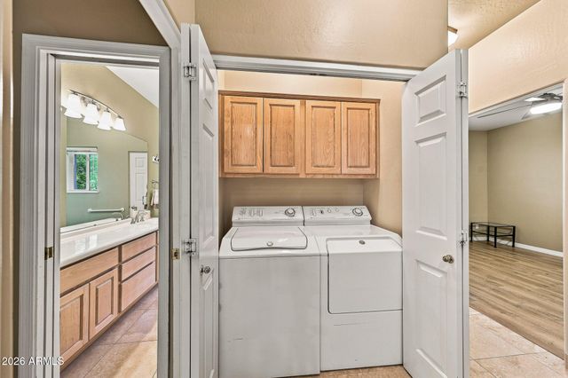 5742 E PERDIDO Drive, Cave Creek, AZ 85331