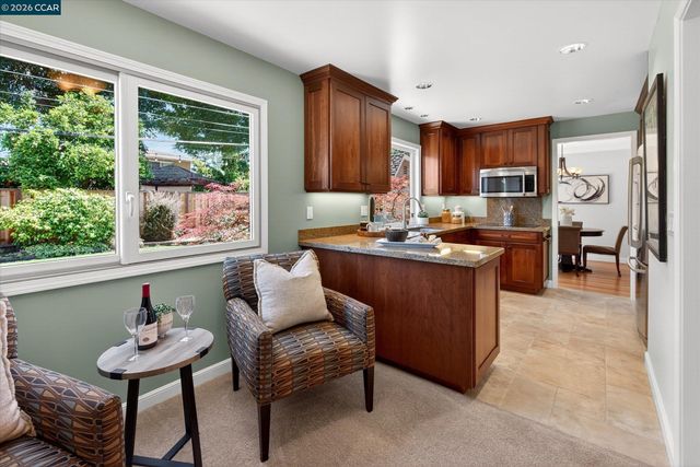 1842 Jefferson St., Concord, CA 94521