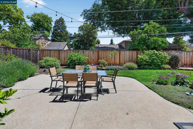 1842 Jefferson St., Concord, CA 94521