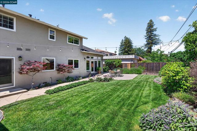 1842 Jefferson St., Concord, CA 94521