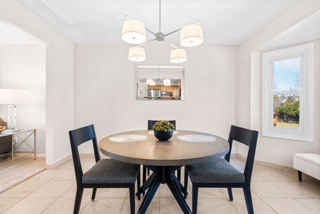 3859 Century Court, Ypsilanti, MI 48197