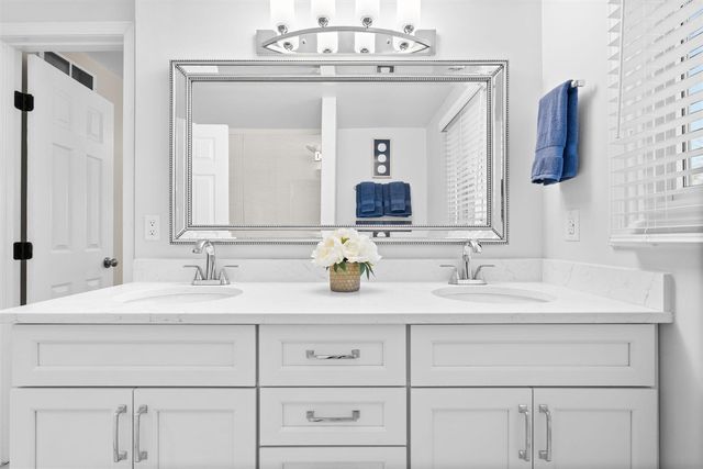 3859 Century Court, Ypsilanti, MI 48197