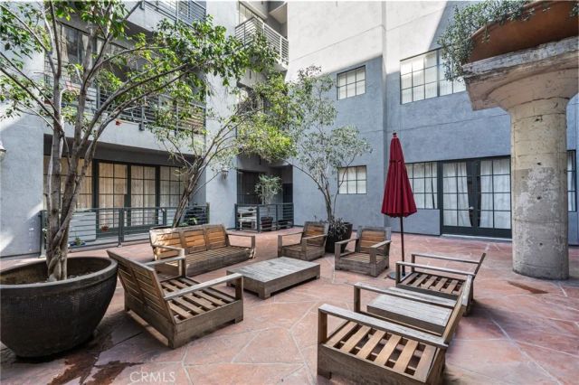 420 S San Pedro 211, Los Angeles, CA 90013