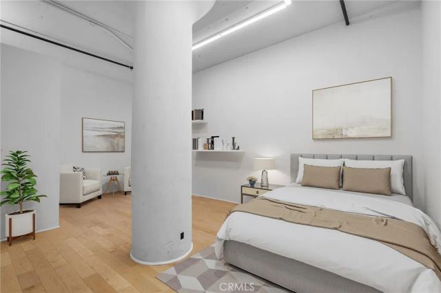 420 S San Pedro 211, Los Angeles, CA 90013