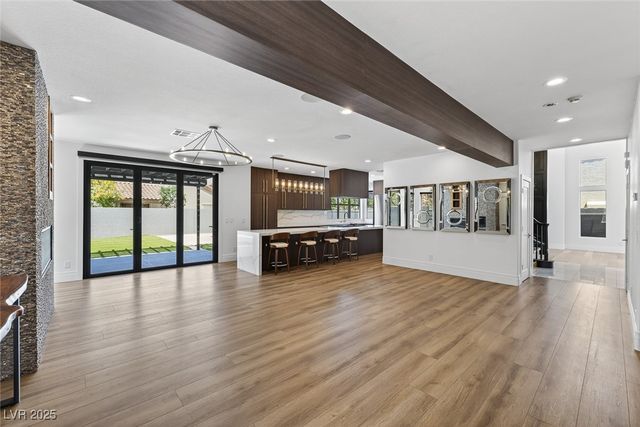 9516 Grand Canal Drive, Las Vegas, NV 89117