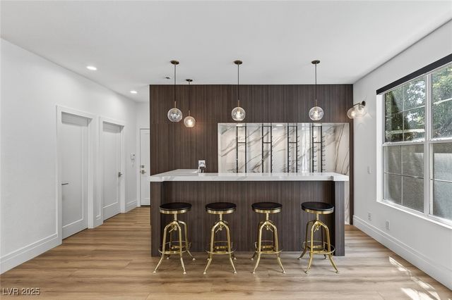 9516 Grand Canal Drive, Las Vegas, NV 89117