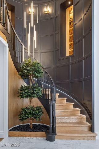 9516 Grand Canal Drive, Las Vegas, NV 89117