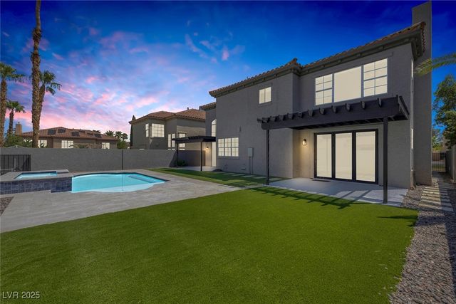 9516 Grand Canal Drive, Las Vegas, NV 89117