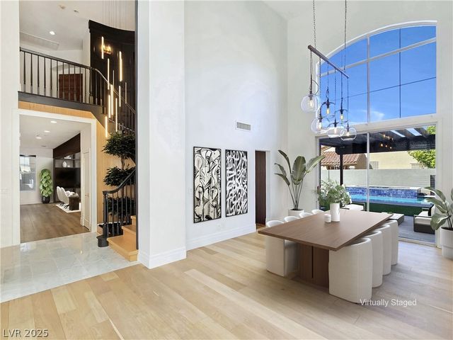 9516 Grand Canal Drive, Las Vegas, NV 89117