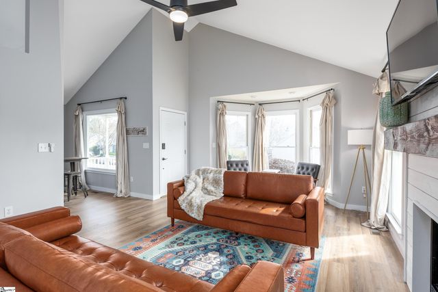 401 Fairdale Drive, Simpsonville, SC 29681