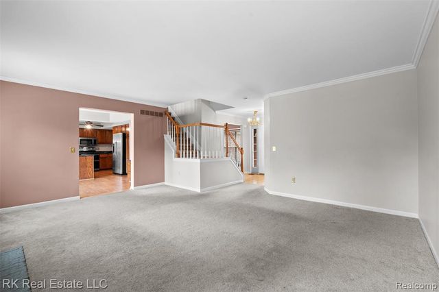 34444 Heartsworth Lane, Sterling Heights, MI 48312