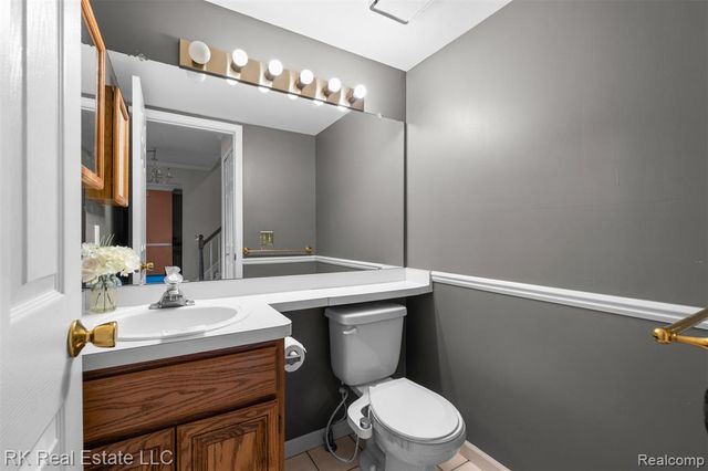 34444 Heartsworth Lane, Sterling Heights, MI 48312