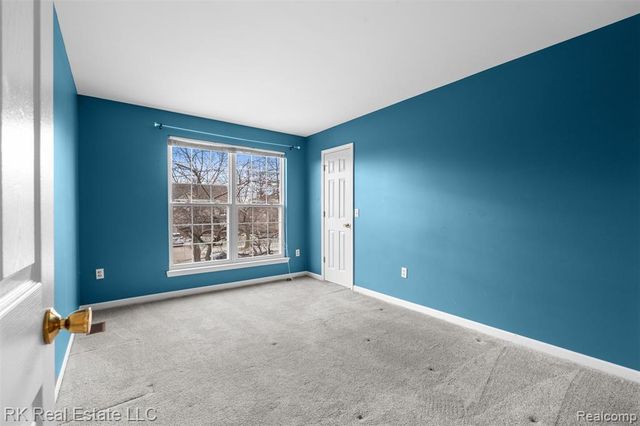 34444 Heartsworth Lane, Sterling Heights, MI 48312