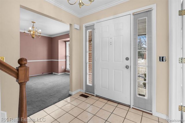 34444 Heartsworth Lane, Sterling Heights, MI 48312