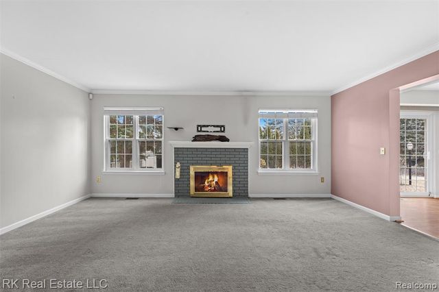 34444 Heartsworth Lane, Sterling Heights, MI 48312