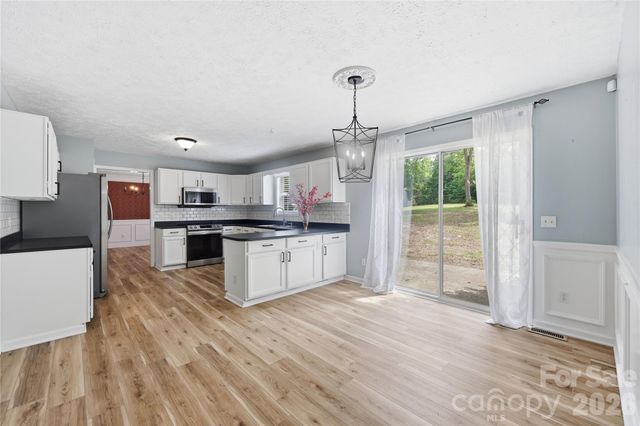 25611 Bridgeport Road, Albemarle, NC 28001