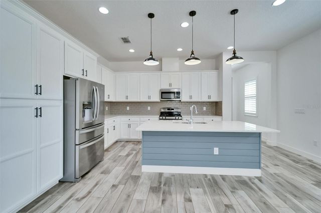 729 WINTERSIDE DRIVE, Apollo Beach, FL 33572