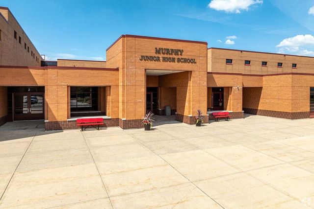 13008 Timber Wood Circle, Plainfield, IL 60585