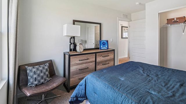 1100 Vista Court, Hampshire, IL 60140