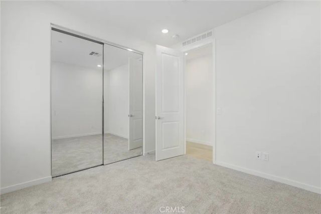 27273 Debut Place, Valencia, CA 91381
