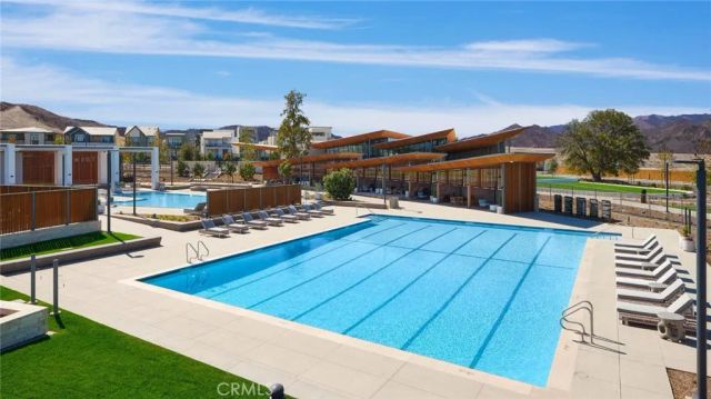 27273 Debut Place, Valencia, CA 91381