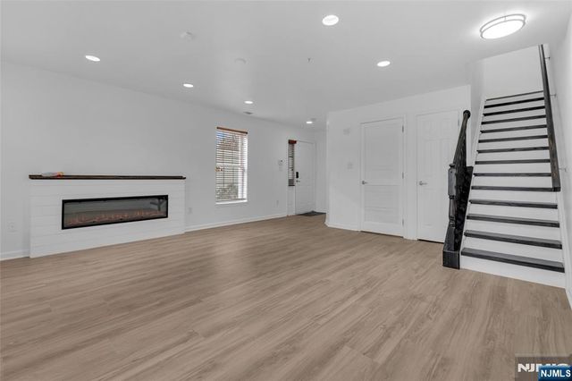 401 Grant Avenue 401, Jersey City, NJ 07305