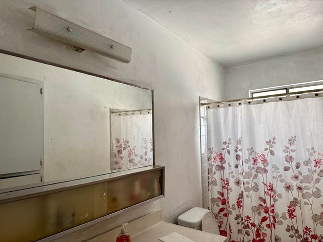 517 Martha Street NE, Albuquerque, NM 87123