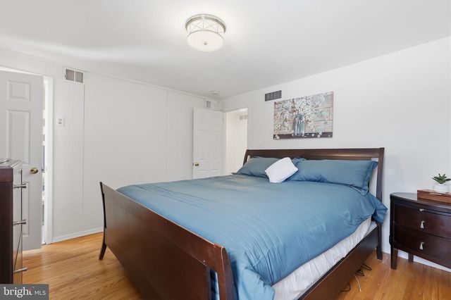 95 LONGVIEW DR, Churchville, PA 18966