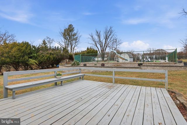 95 LONGVIEW DR, Churchville, PA 18966