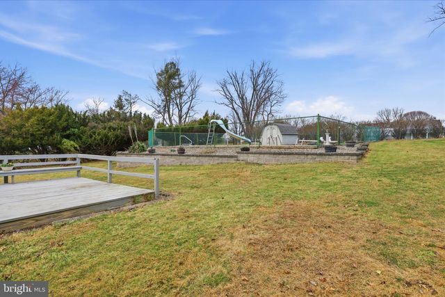 95 LONGVIEW DR, Churchville, PA 18966