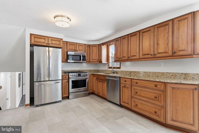 95 LONGVIEW DR, Churchville, PA 18966