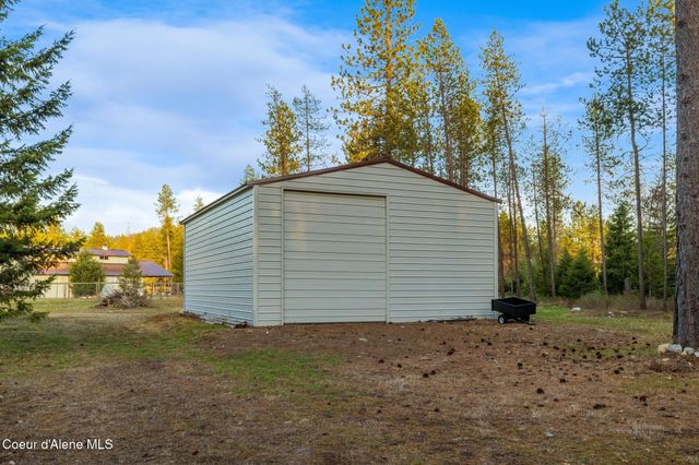 5867 W SPARROWHAWK DR, Rathdrum, ID 83858