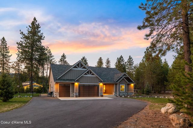 5867 W SPARROWHAWK DR, Rathdrum, ID 83858