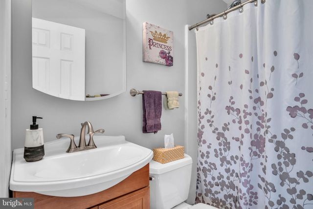 630 ALLENVIEW DR, Mechanicsburg, PA 17055