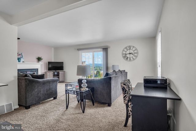 630 ALLENVIEW DR, Mechanicsburg, PA 17055