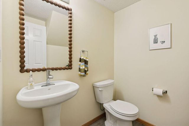 4745 Blaine Avenue 509, Inver Grove Heights, MN 55076