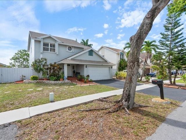 961 SW 98TH AVENUE, Pembroke Pines, FL 33025