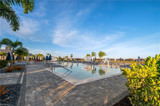 8841 Oceana WAY, Naples, FL 34114