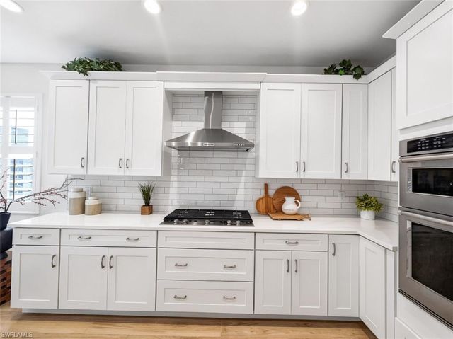 8841 Oceana WAY, Naples, FL 34114