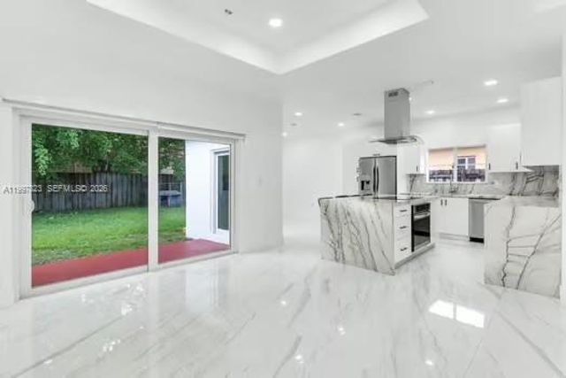 4127 NE 30th St, Homestead, FL 33033