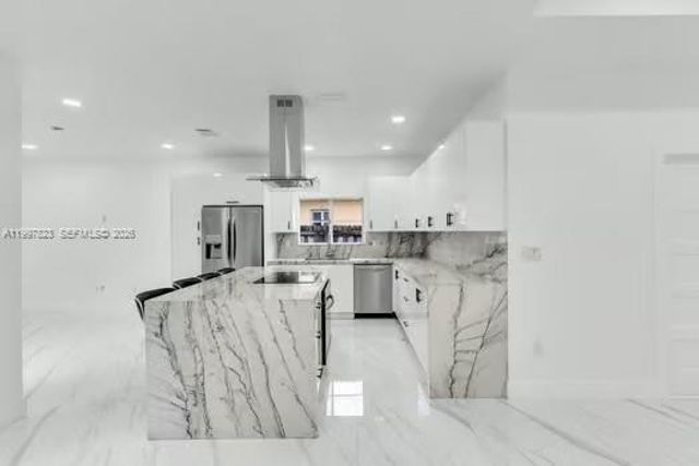 4127 NE 30th St, Homestead, FL 33033