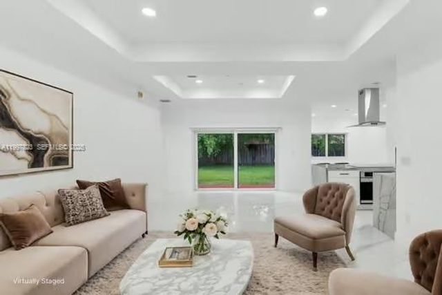 4127 NE 30th St, Homestead, FL 33033