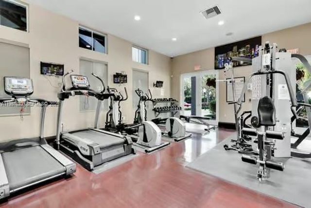 4127 NE 30th St, Homestead, FL 33033