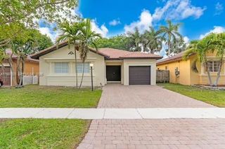 4127 NE 30th St, Homestead, FL 33033