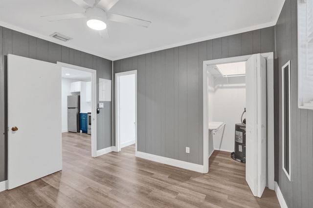 5604 Garden Avenue, West Palm Beach, FL 33405