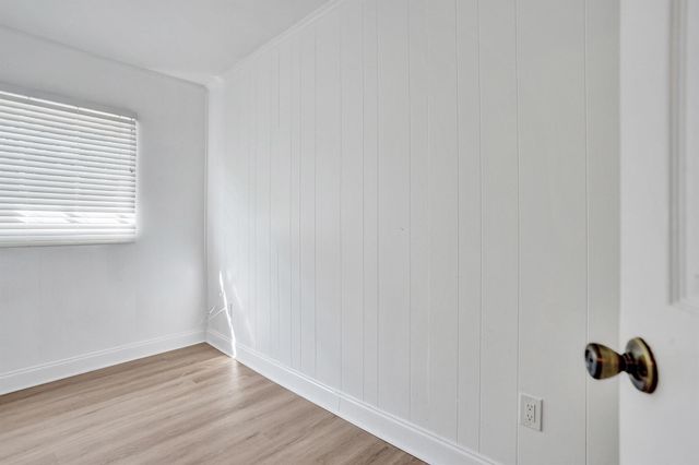 5604 Garden Avenue, West Palm Beach, FL 33405