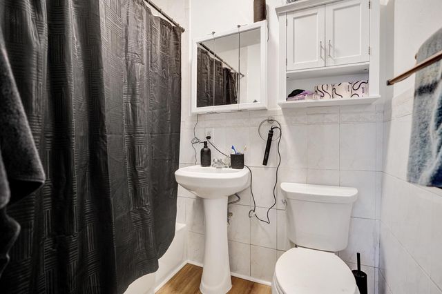 5604 Garden Avenue, West Palm Beach, FL 33405